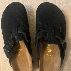 Birkenstock Black Boston suede clog